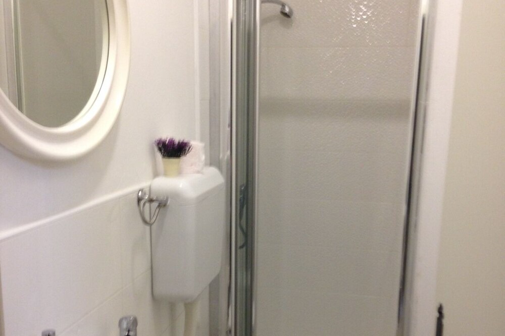 Photo of Bathroom in Fuskulin