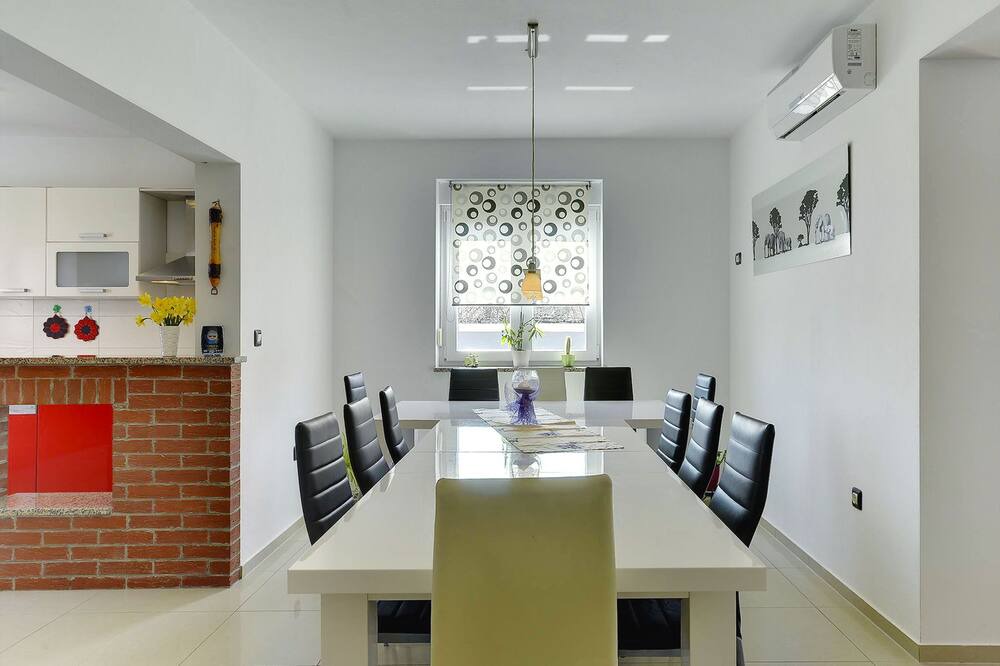 Photo of Livingroom in Orihi