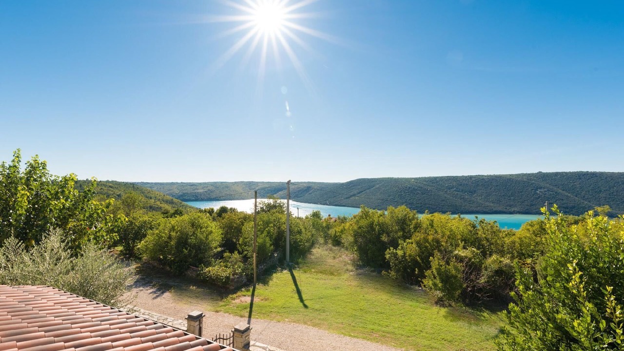 Photo of Outdoor in Rasa