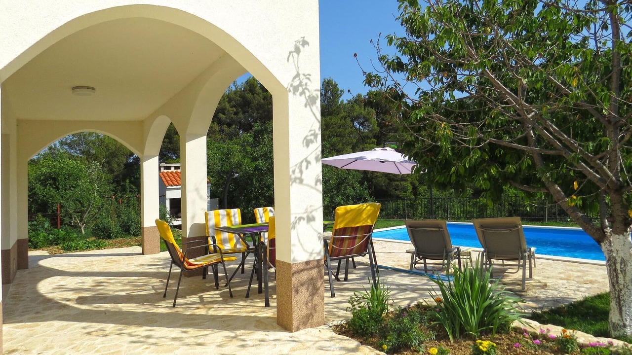 Photo of Patio Balcony in Srinjine