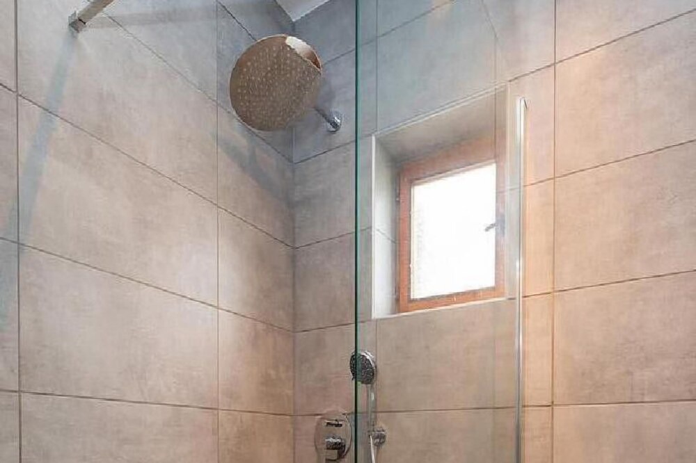 Photo of Bathroom in Buici