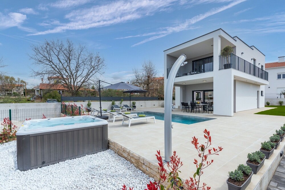 Photo of Outdoor in Radosi kod Zbandaja
