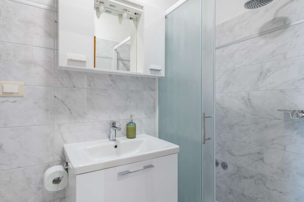 Photo of Bathroom in Sumber