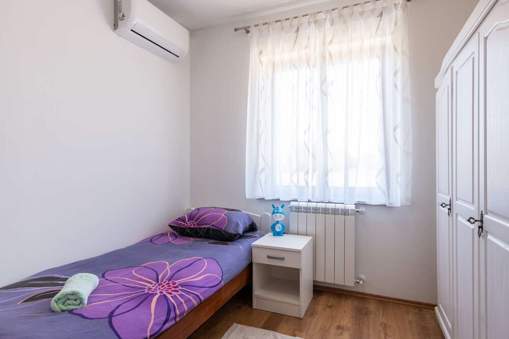 Photo of Bedroom in Sumber