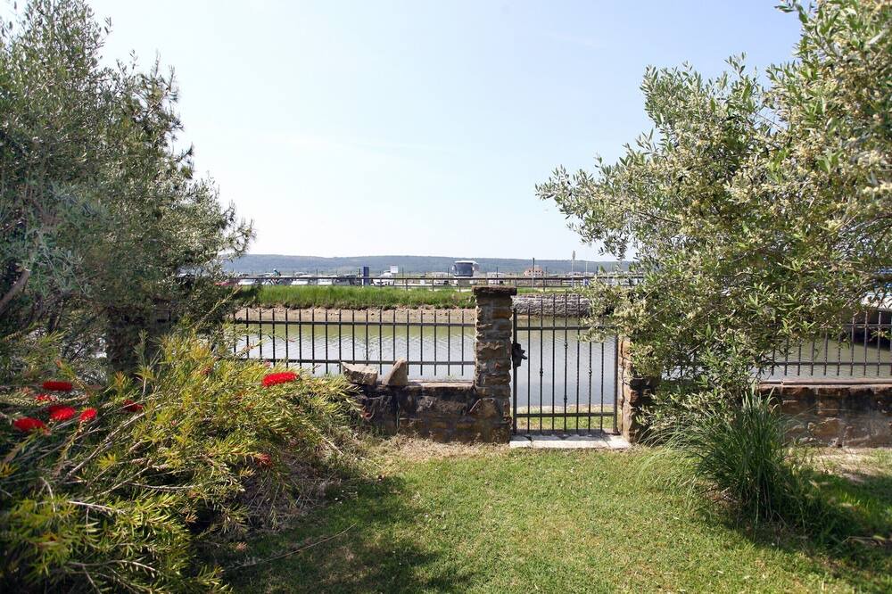 Photo of Outdoor in Seca