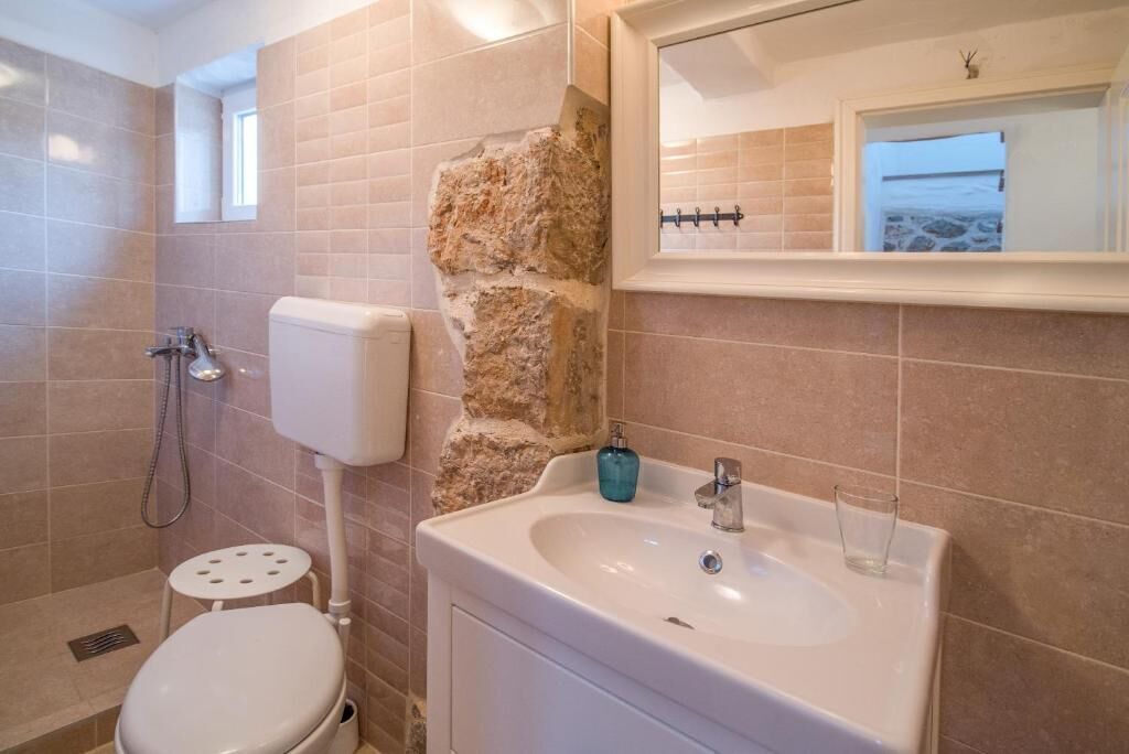 Photo of Bathroom in Garica