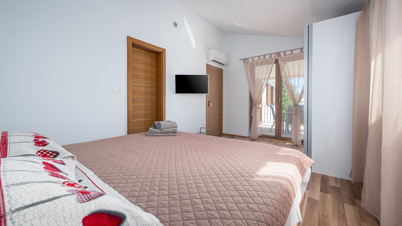 Photo of Bedroom in Lindar