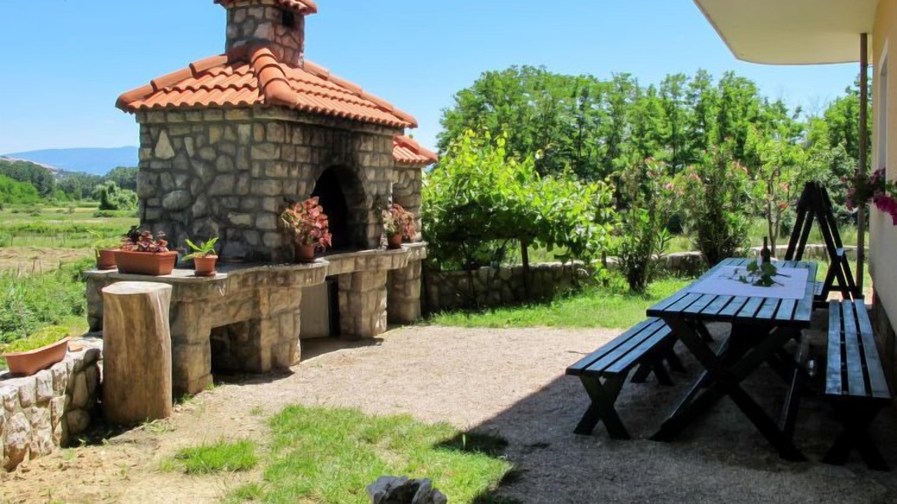 Photo of Outdoor in Batomalj