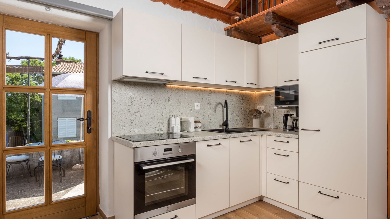Photo of Kitchen in Gabonjin