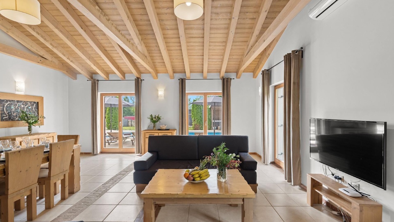Photo of Livingroom in Jursici