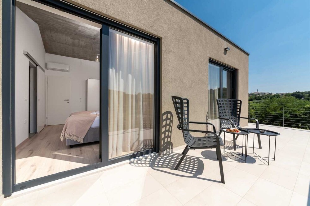 Photo of Patio Balcony in Farini