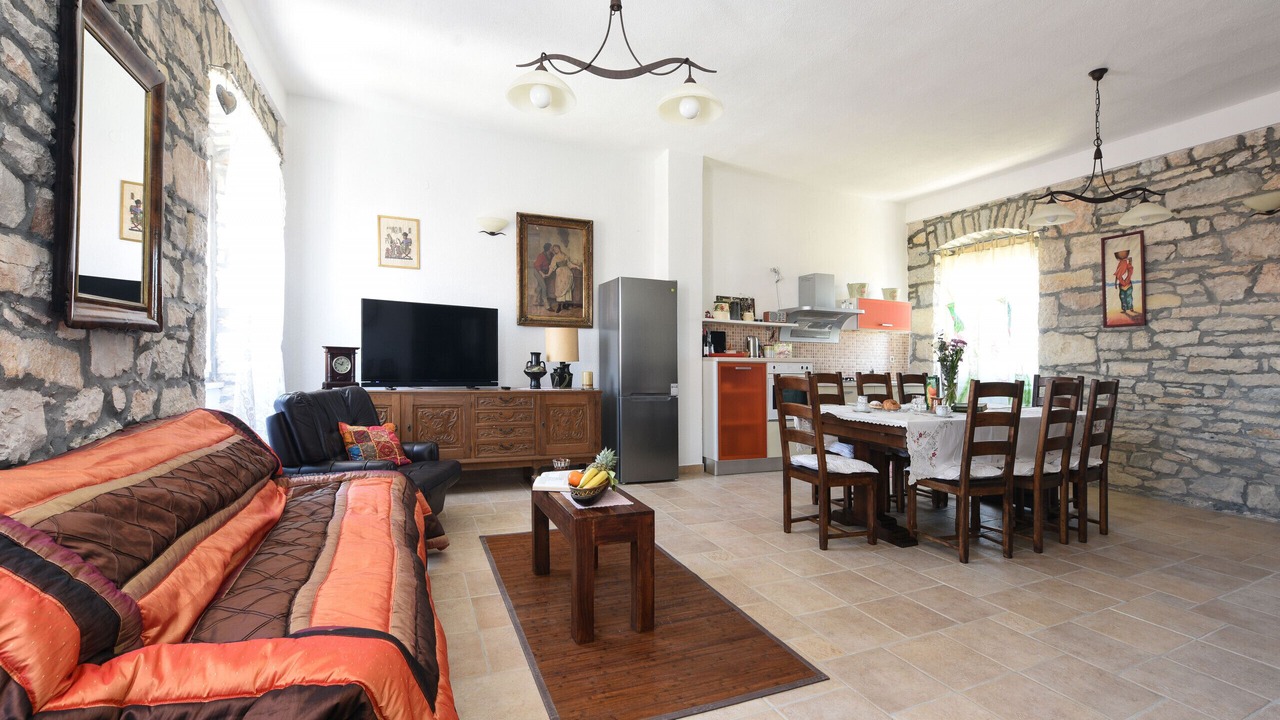 Photo of Livingroom in Smilcic