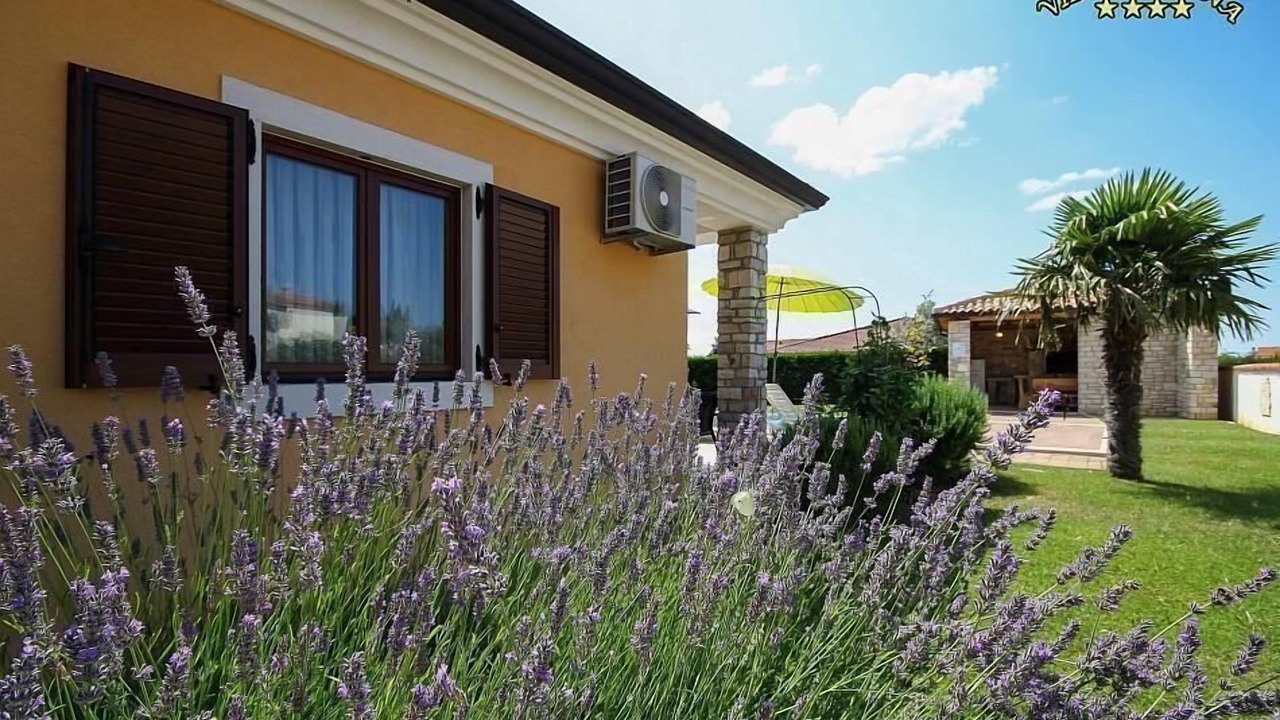 Photo of Outdoor in Kastel