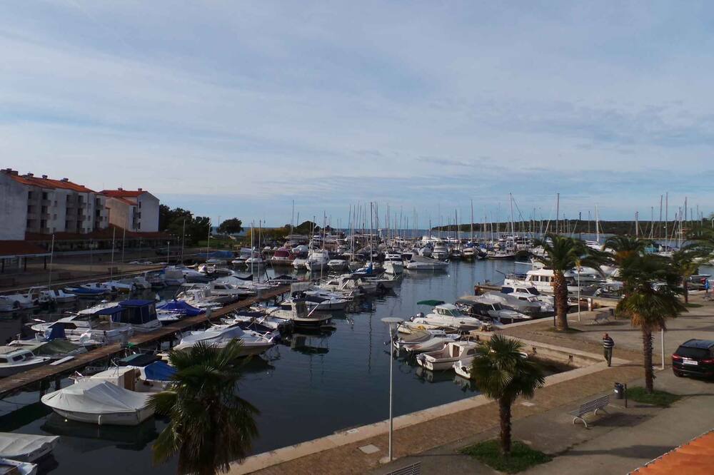 Photo of Others in Cervar Porat