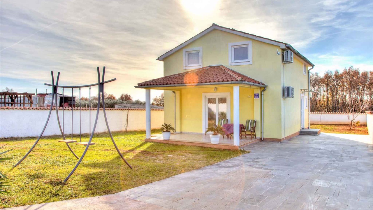 Photo of Outdoor in Muntic