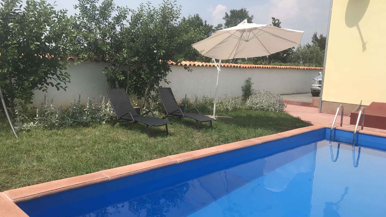 Photo of Outdoor in Muntic