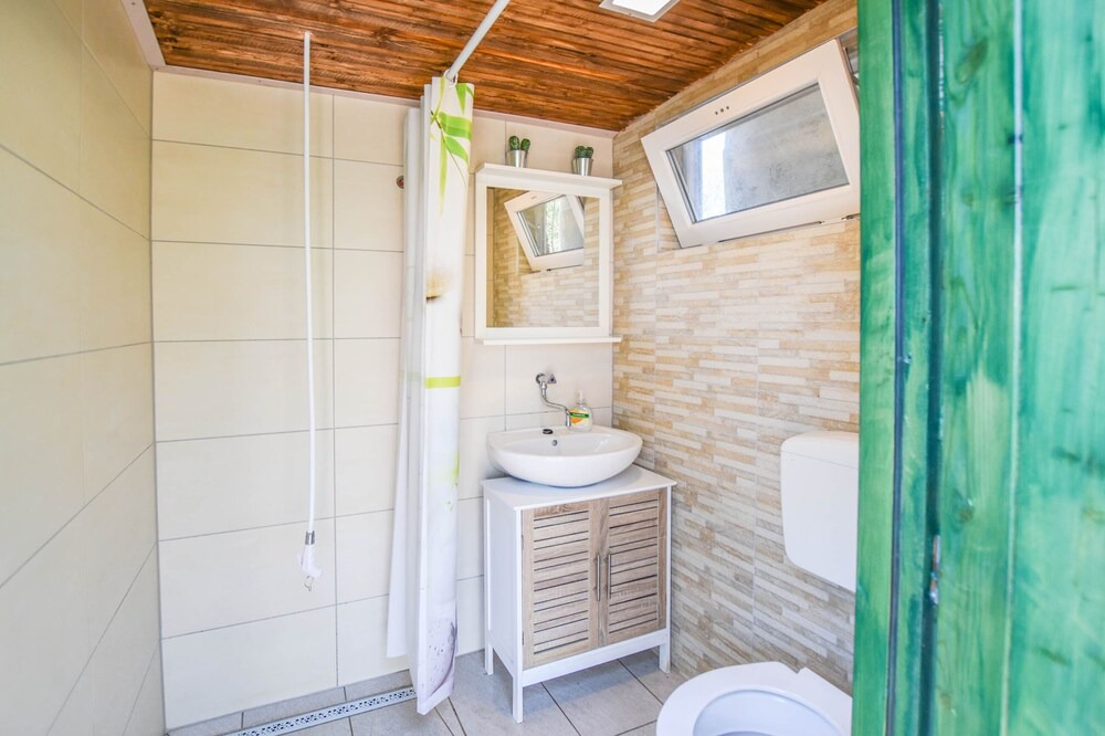 Photo of Bathroom in Pasman