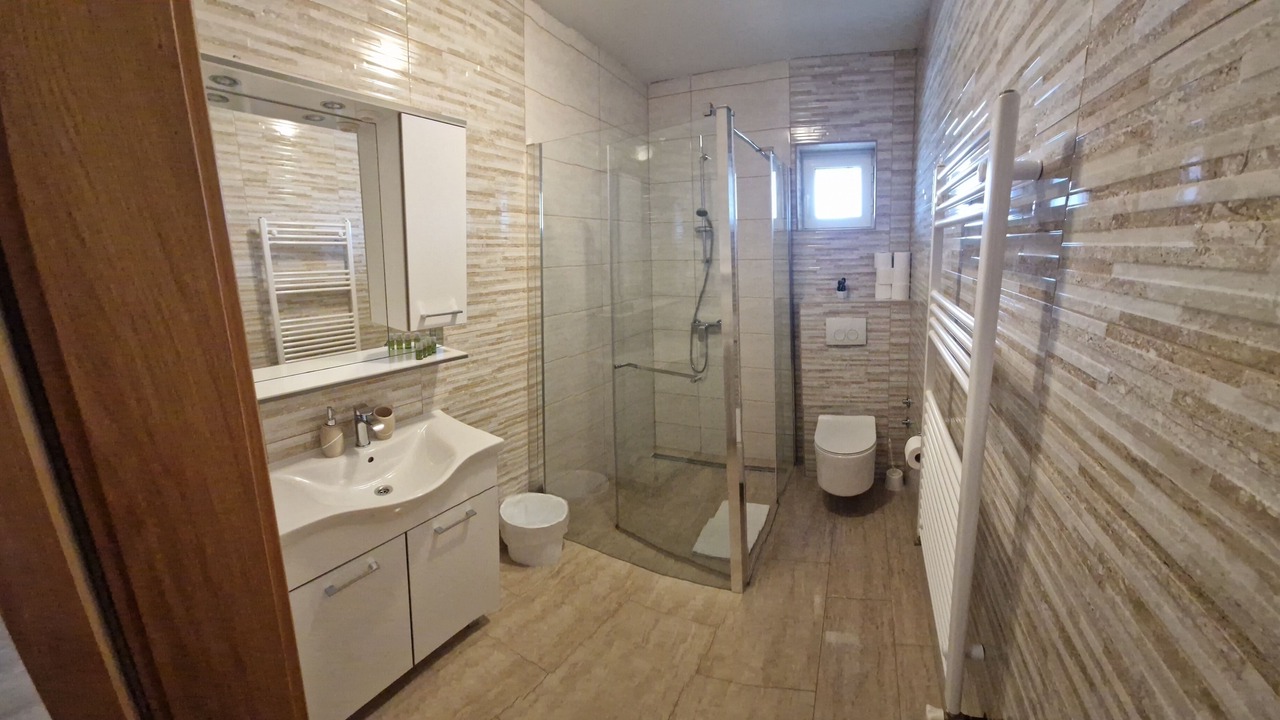 Photo of Bathroom in Banjol