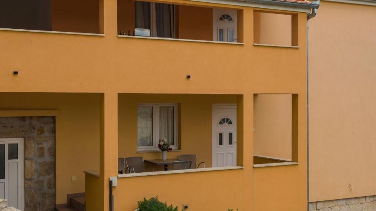 Photo of Outdoor in Garjak