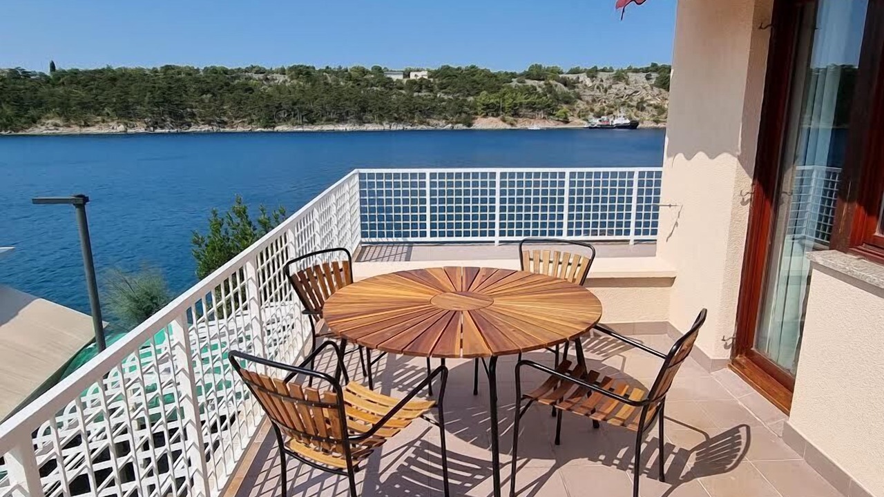Photo of Patio Balcony in Omisalj