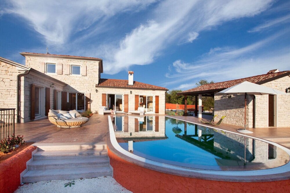 Photo of Outdoor in Cabrunici