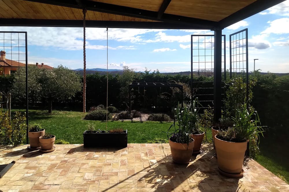 Photo of Outdoor in Lindar