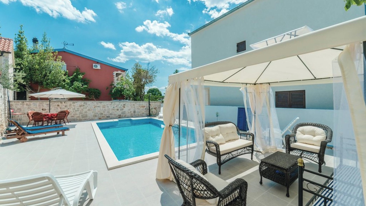 Photo of Outdoor in Jezera