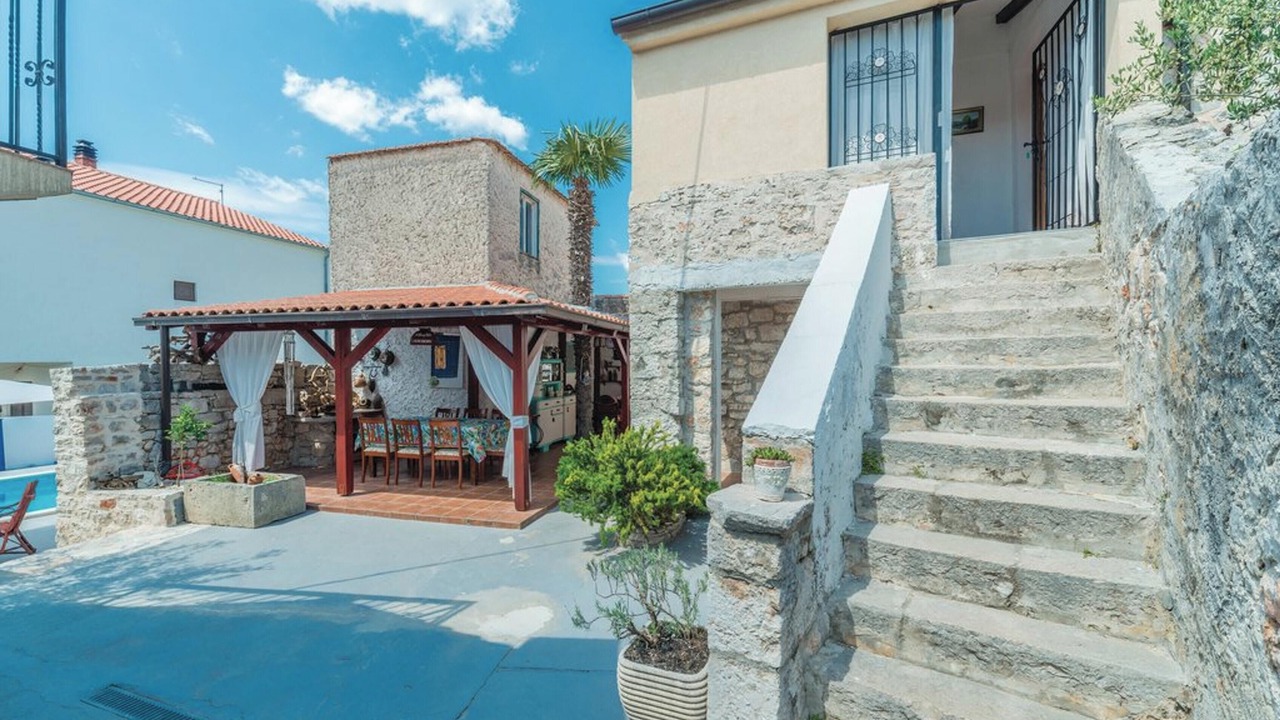 Photo of Outdoor in Jezera