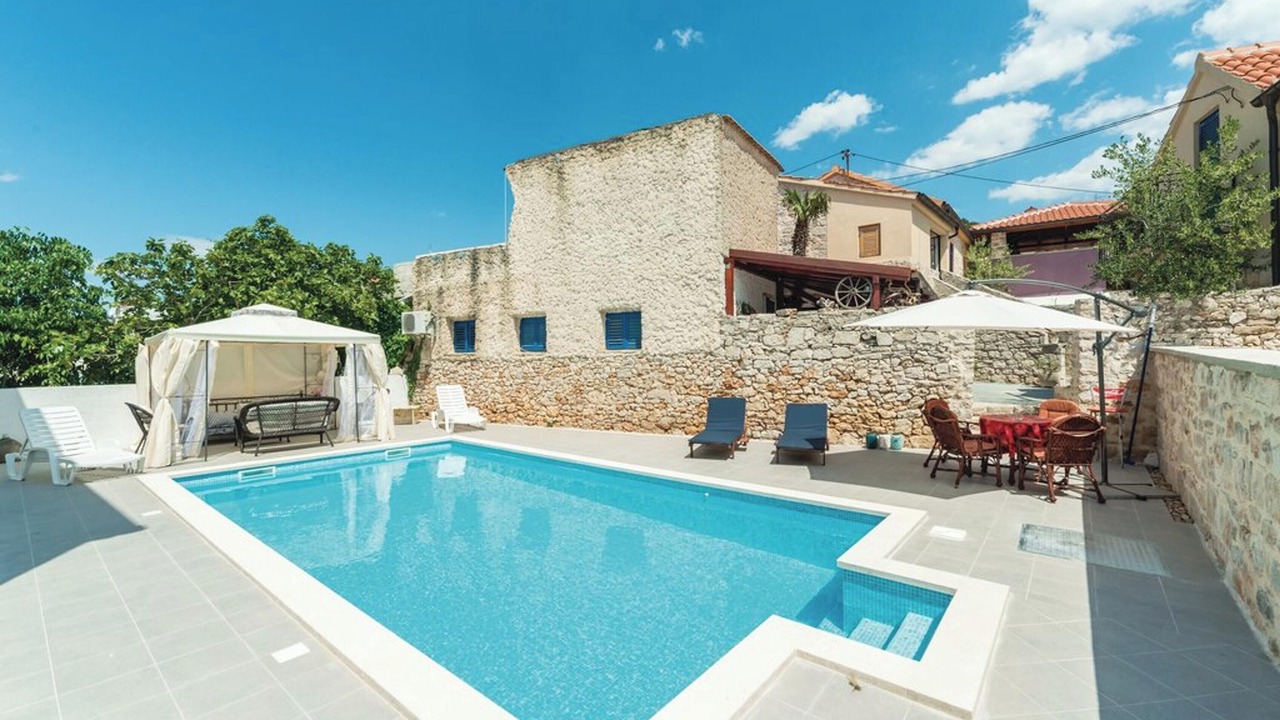 Photo of Outdoor in Jezera