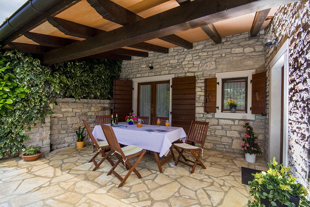 Photo of Outdoor in Krmed