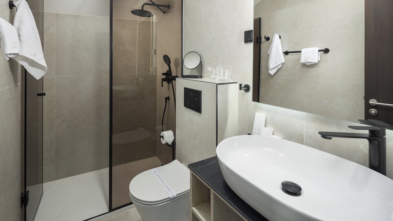 Photo of Bathroom in City Center