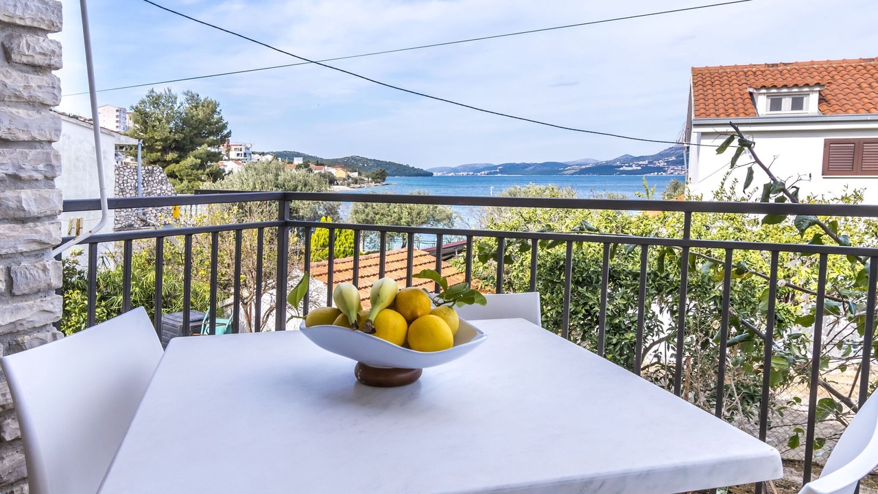 Photo of Patio Balcony in Okrug Gornji