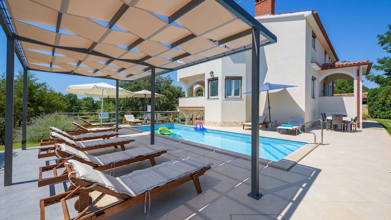 Photo of Outdoor in Zbandaj