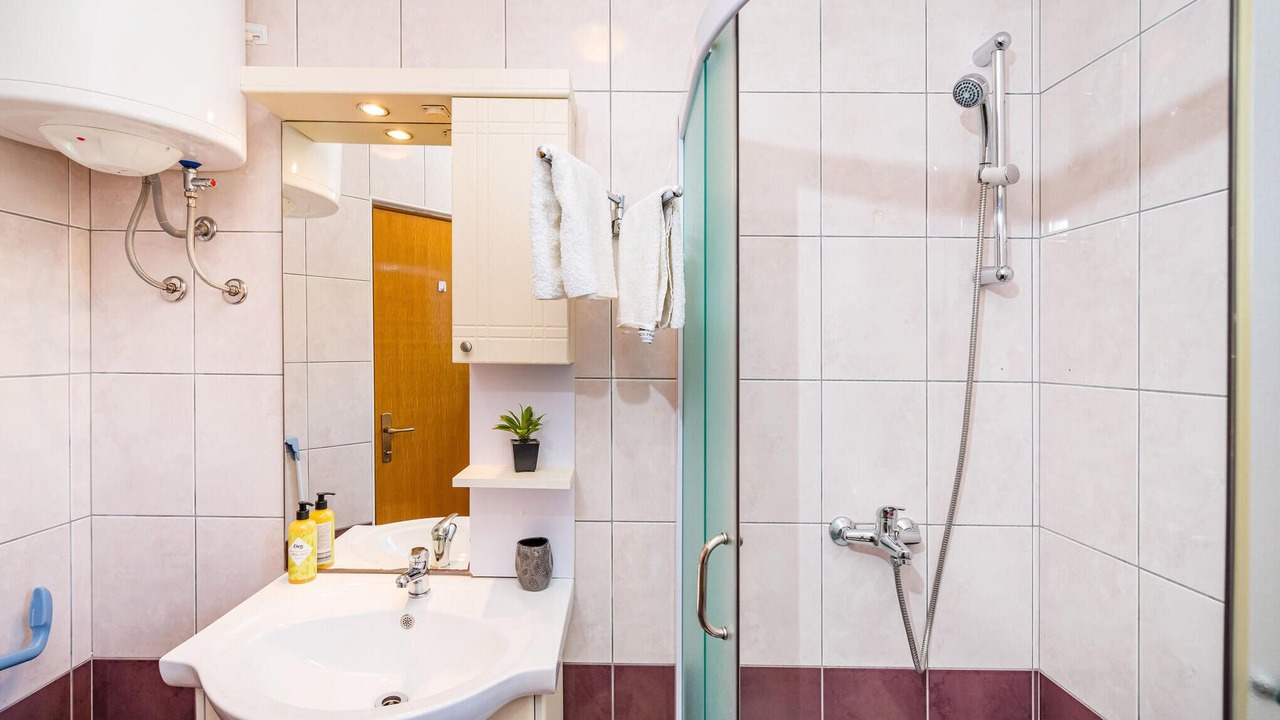 Photo of Bathroom in Rtina