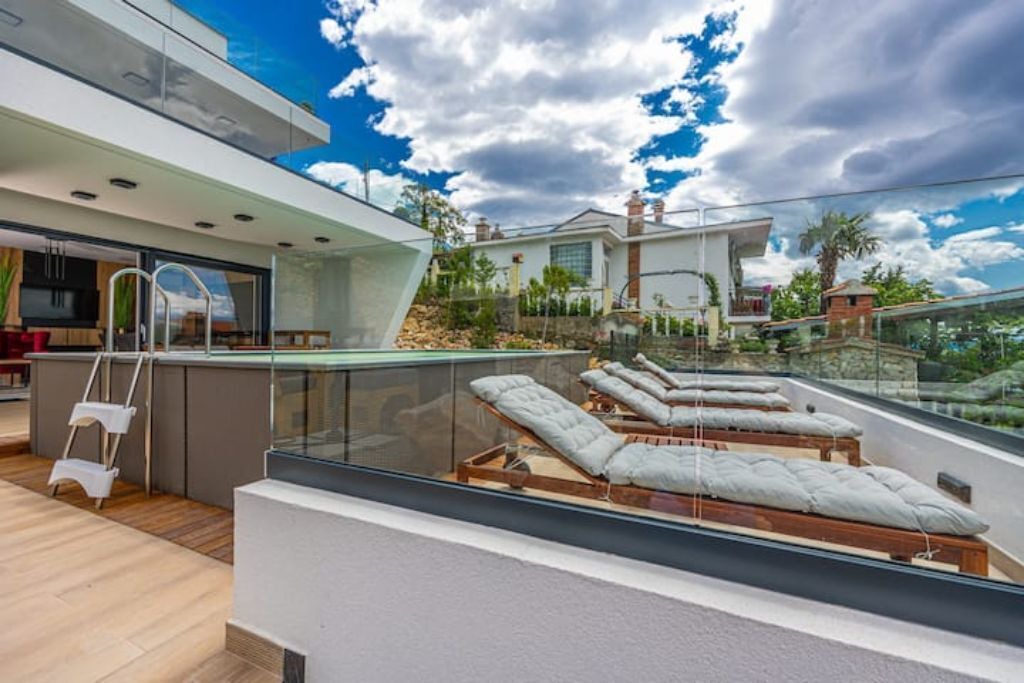 Photo of Patio Balcony in Klanfari