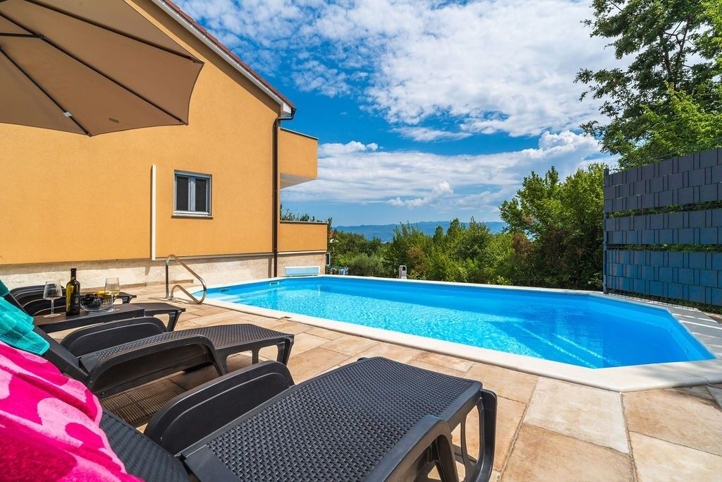 Photo of Outdoor in Risika