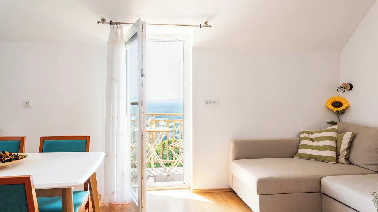 Photo of Patio Balcony in Semic