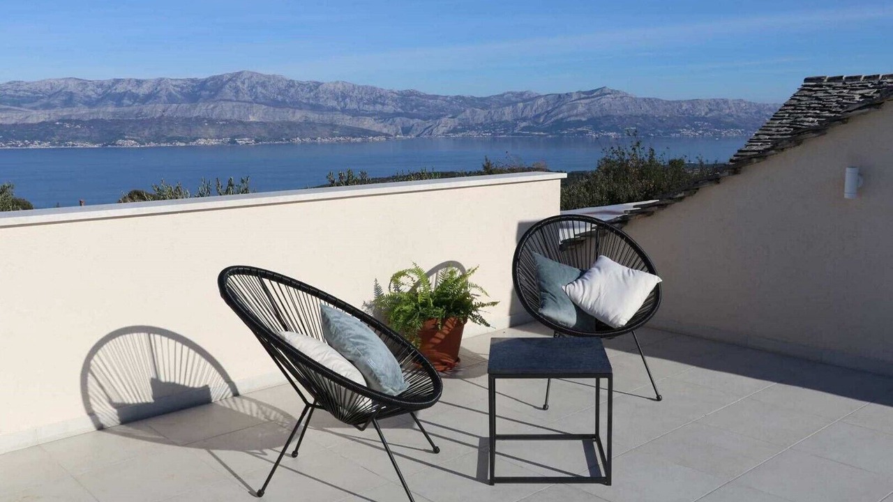 Photo of Patio Balcony in Supetar