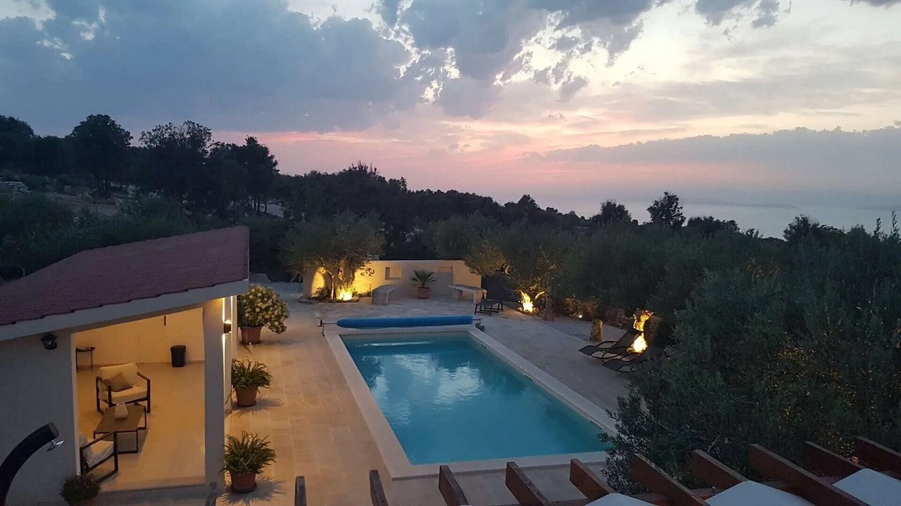 Photo of Outdoor in Supetar