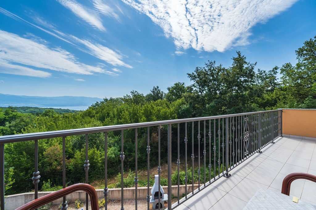 Photo of Outdoor in Risika