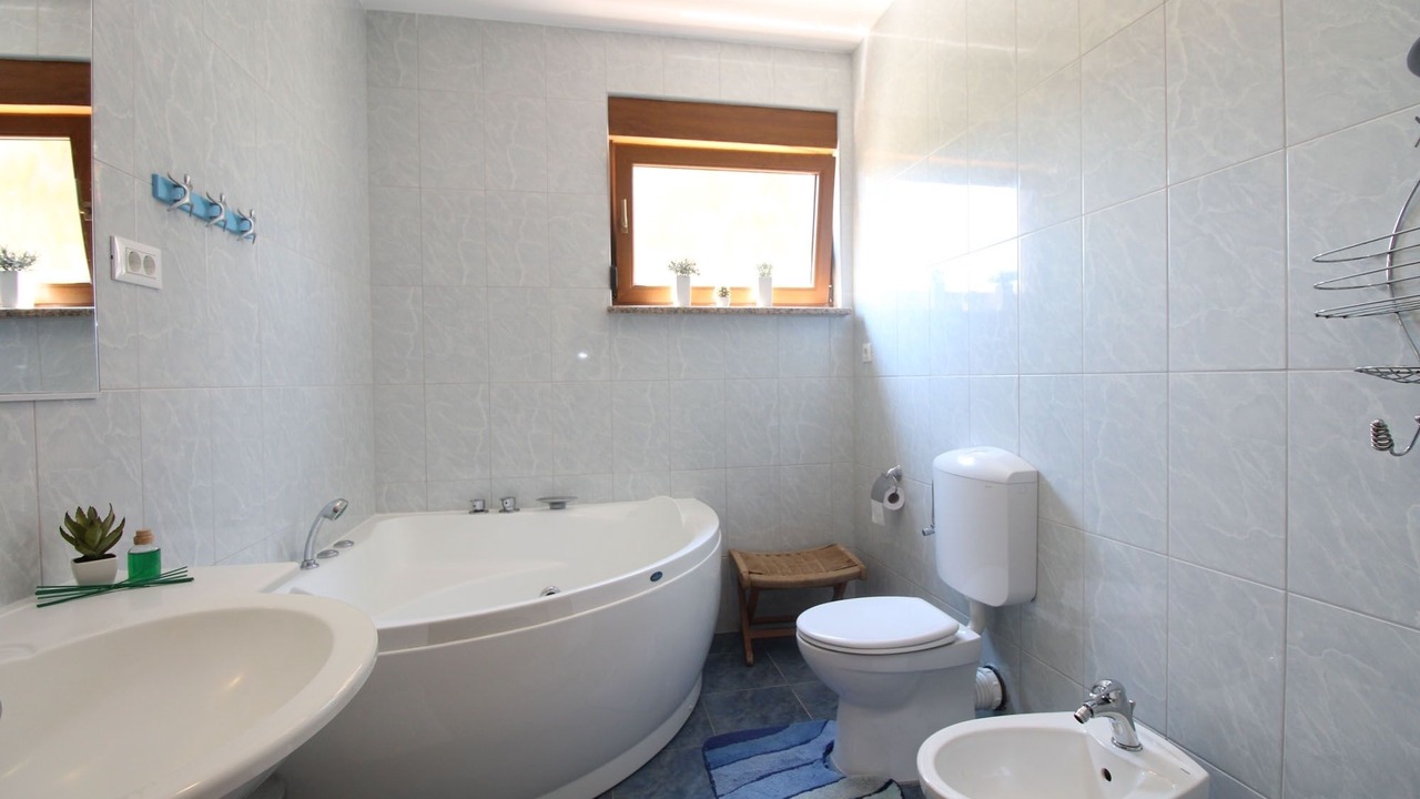 Photo of Bathroom in Liznjan
