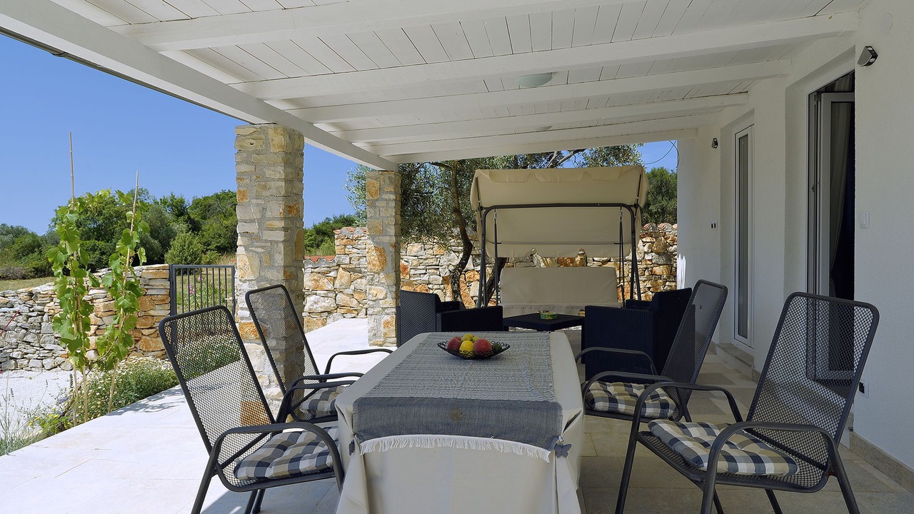 Photo of Patio Balcony in Peroj