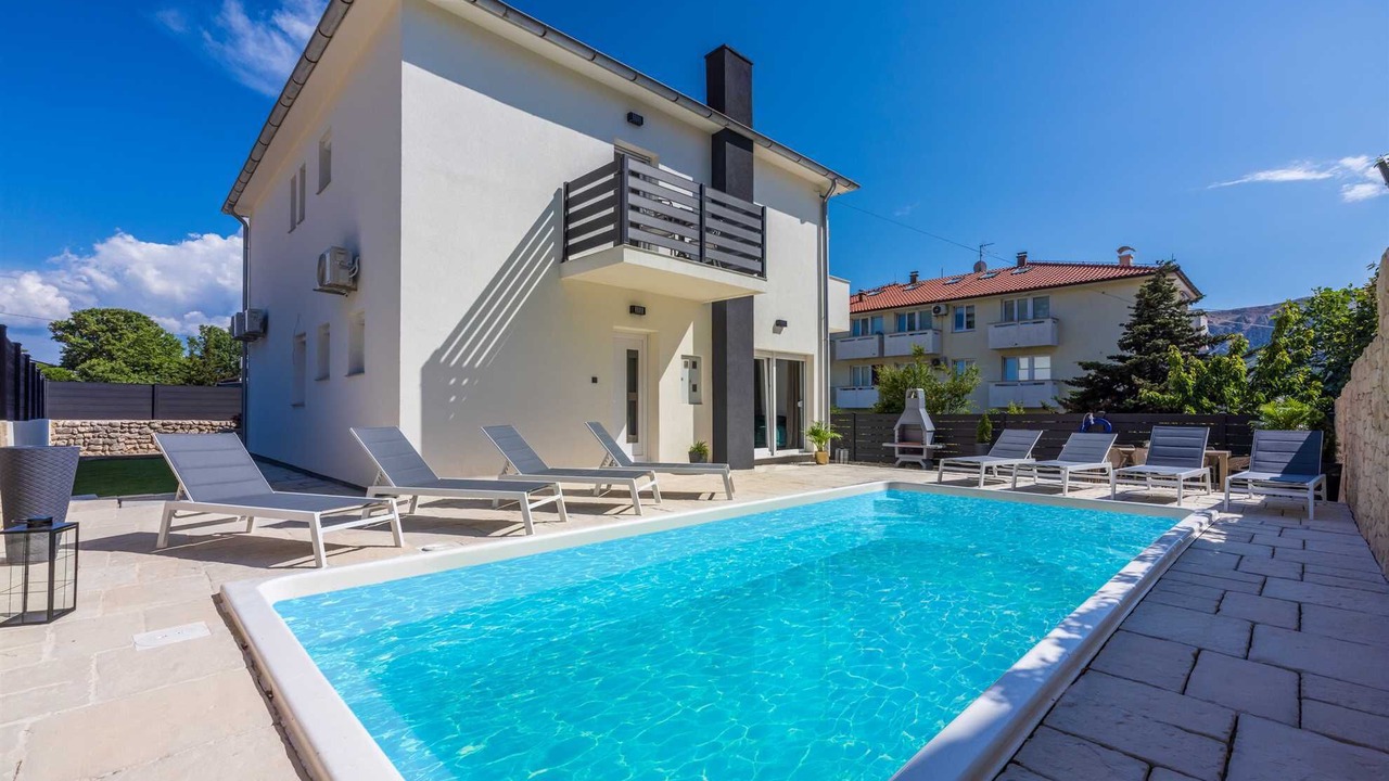 Photo of Outdoor in Baska