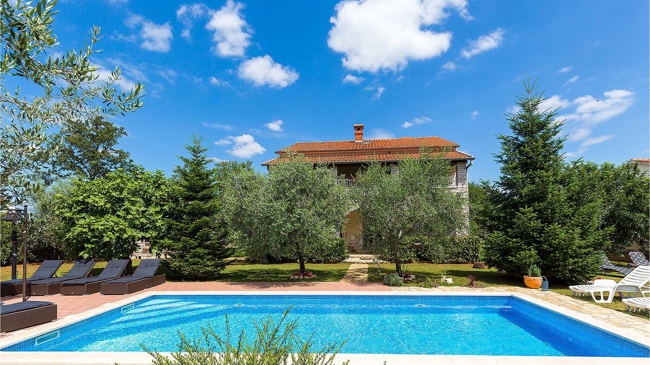 Photo of Outdoor in Zbandaj