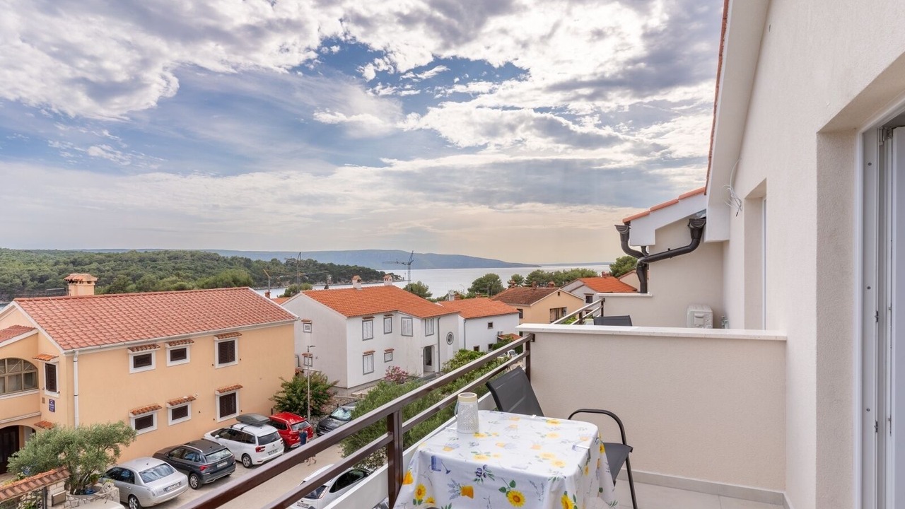 Photo of Outdoor in Cres