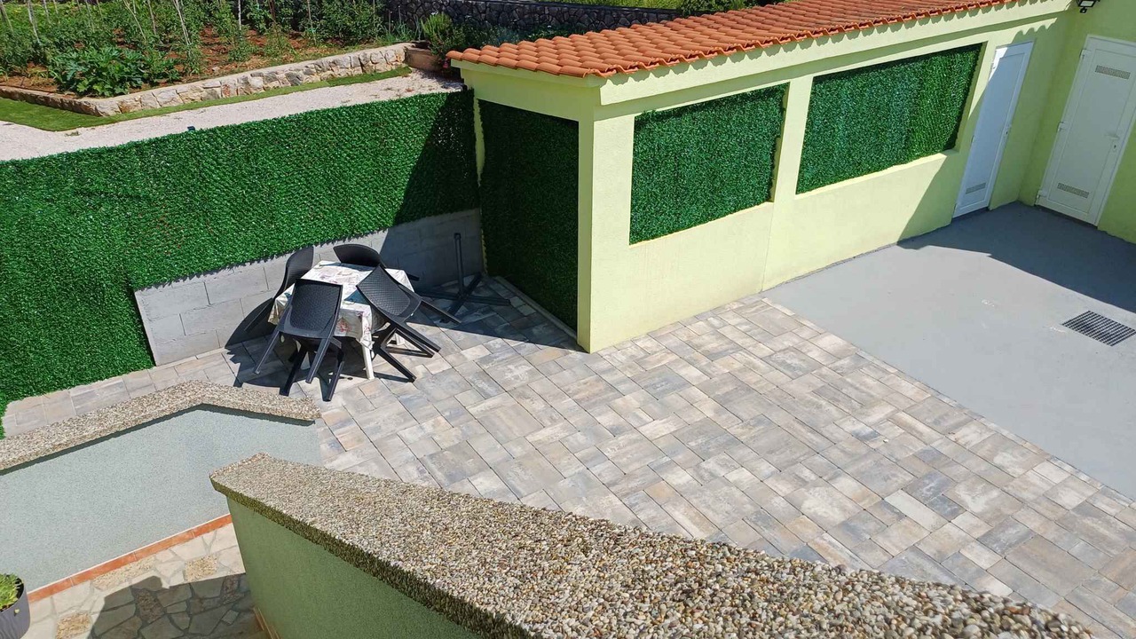 Photo of Patio Balcony in Milovcici