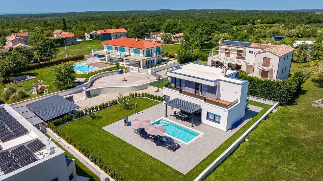Photo of Outdoor in Jursici