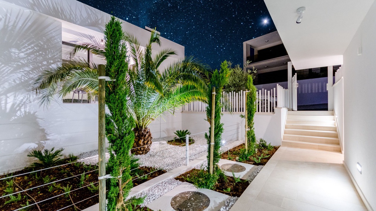 Photo of Outdoor in Sutivan
