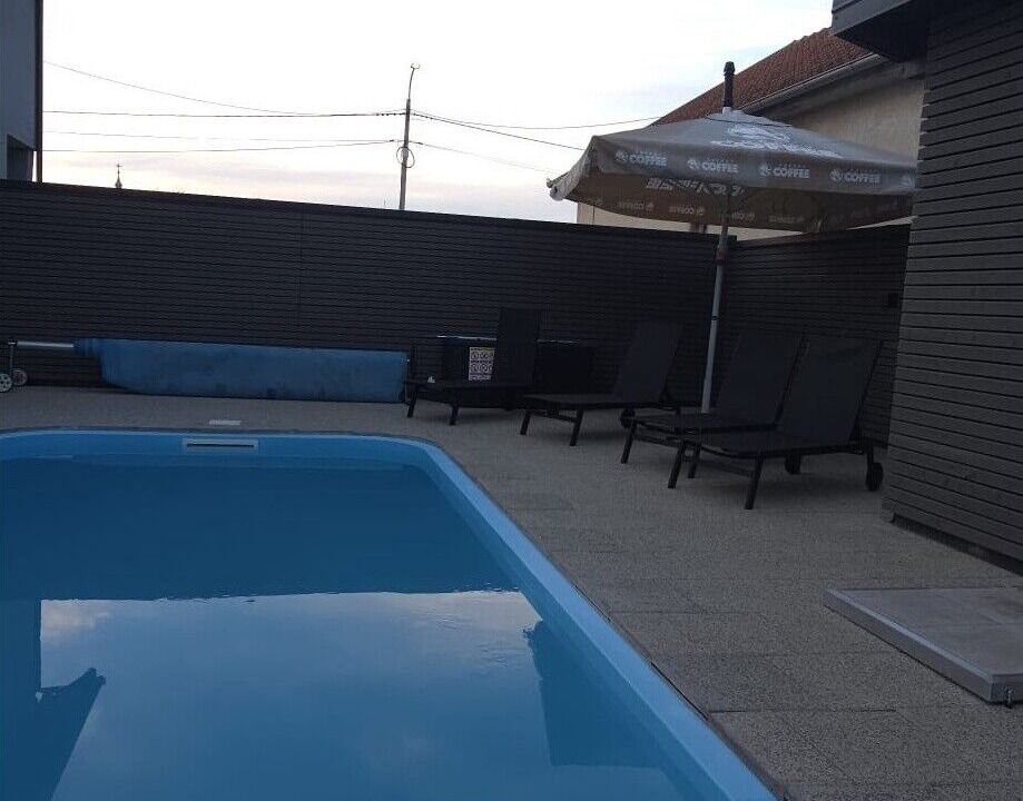 Photo of Outdoor in Karanac