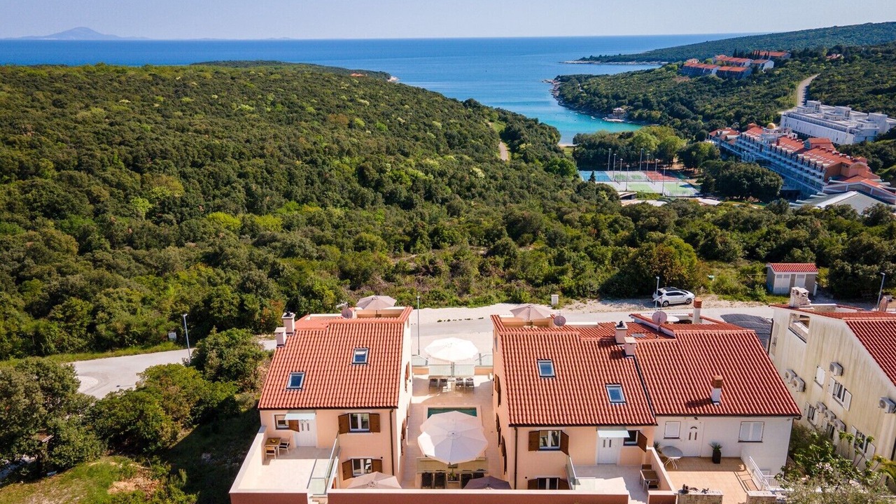 Photo of Outdoor in Segotici